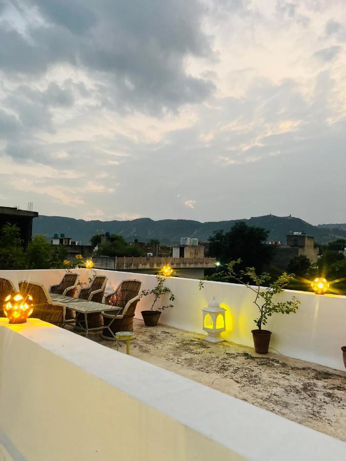 Mosaics Guest House Jaipur Ngoại thất bức ảnh